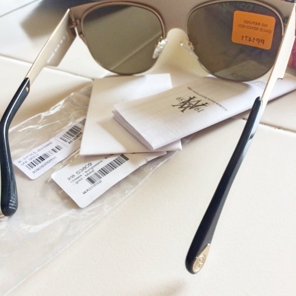 ill.i Optics by Will.I.Am unisex gold metal gold mirrored lens large sunglasses - Picture 5 of 9